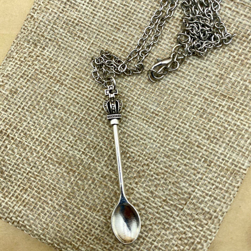 Vintage Classical Tea Spoon With Crown Handle - Silver